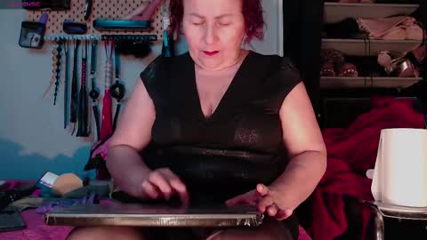 barbaraviciosa online show from 02/17/25, 02:37