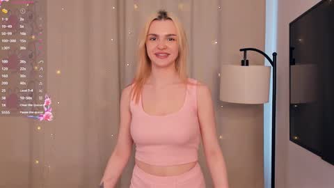 Mikki online show from 02/19/26, 08:43