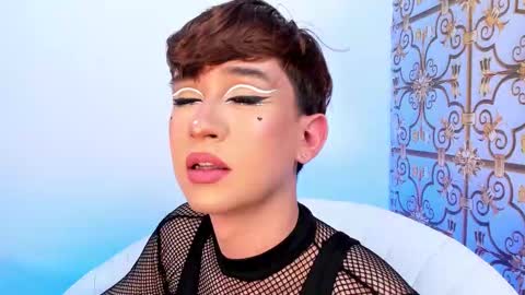          I work from home this is my room 3 online show from 11/04/25, 05:17