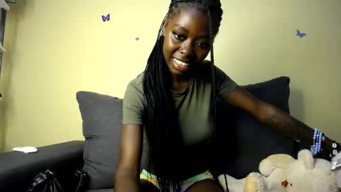 Snapshot of barbie_charm2 chatting on 07/11/26, 11:13 barbie_charm2 online show from 07/11/26, 11:13