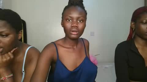 queen online show from 09/24/25, 01:14