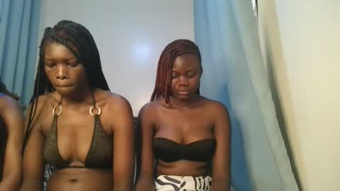 queen online show from 12/03/25, 12:03