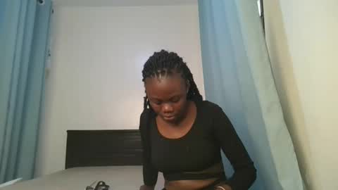 queen online show from 01/07/26, 08:50