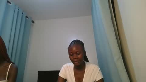 queen online show from 03/09/26, 02:15