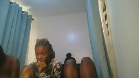 queen online show from 04/01/26, 01:41