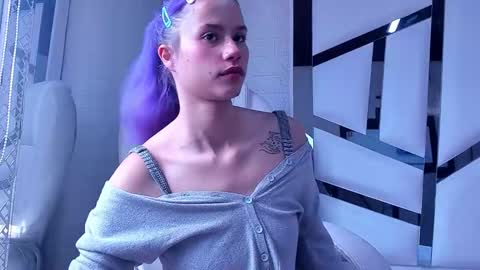 Snapshot of barbieambarx chatting on 09/21/25, 02:40 Barbie online show from 09/21/25, 02:40