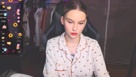 Eva online show from 11/26/25, 03:13