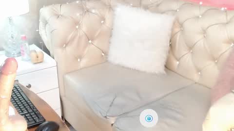 barbiefox_ online show from 02/26/25, 11:04