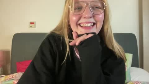 barbiegirl966 online show from 12/26/24, 09:26