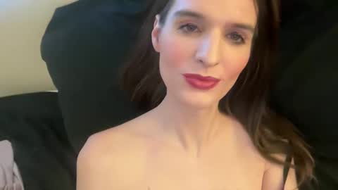 Snapshot of barbiejules chatting on 02/23/25, 09:05 BarbieJules online show from 02/23/25, 09:05