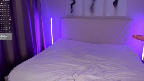  Emma online show from 10/11/25, 08:51