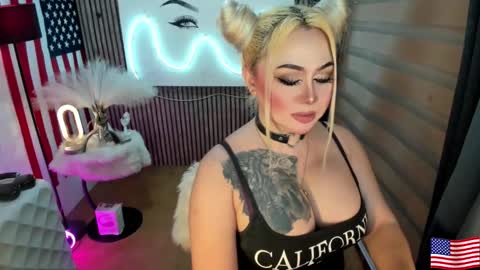 Miss Alexa Fields  online show from 09/24/25, 05:16