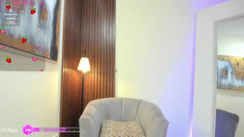 Luna online show from 01/18/25, 02:23