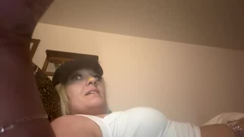 Snapshot of barelybehavedbarbie chatting on 04/09/26, 07:25 barelybehavedbarbie online show from 04/09/26, 07:25