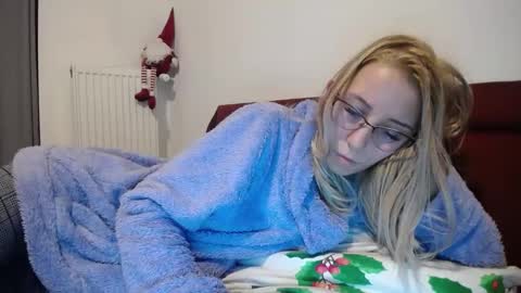 Lena online show from 12/30/24, 06:38