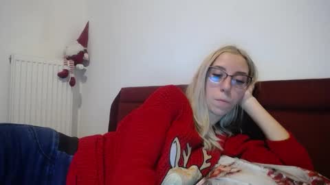 Lena online show from 01/10/25, 02:34