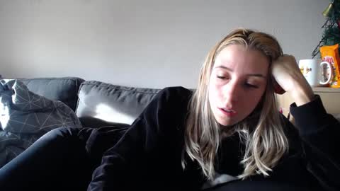 Lena online show from 01/26/25, 09:08