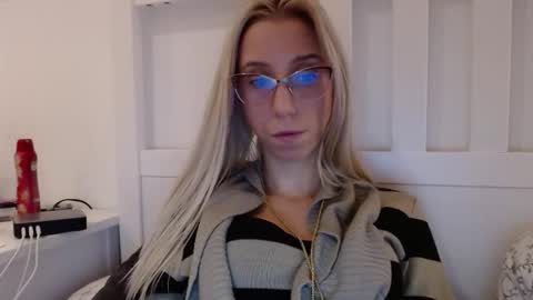 Lena online show from 11/07/25, 05:46