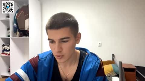 Eric online show from 12/03/25, 07:34