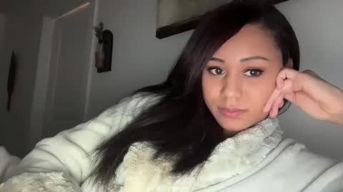 chicka online show from 03/12/25, 06:00