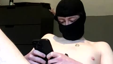 Snapshot of baron449720 chatting on 03/16/26, 01:48 baron449720 online show from 03/16/26, 01:48