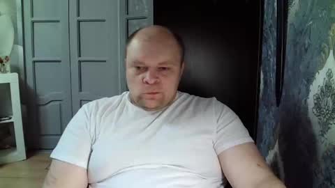 basi_look online show from 02/14/25, 10:07