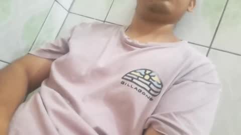 Snapshot of basic2001 chatting on 11/01/25, 12:45 Marcos online show from 11/01/25, 12:45