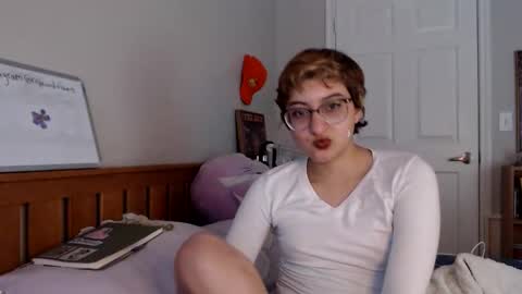 Snapshot of basilbbb chatting on 05/04/26, 04:58 basil online show from 05/04/26, 04:58
