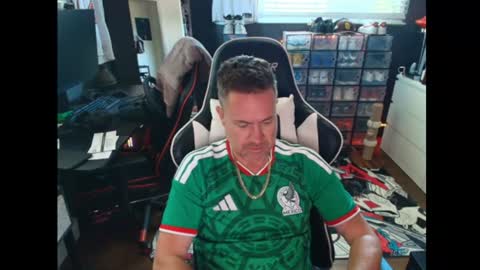 Snapshot of basketballjerseygang chatting on 07/19/26, 05:38 Jordan online show from 07/19/26, 05:38