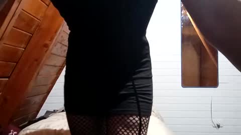 Snapshot of bassdimitri9 chatting on 03/22/26, 11:30 bassdimitri9 online show from 03/22/26, 11:30