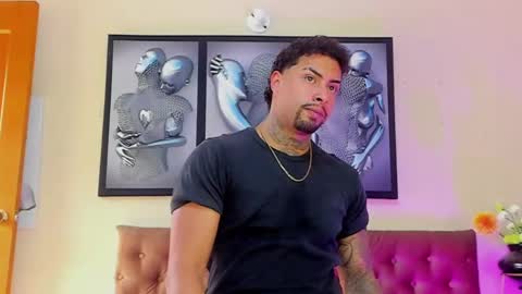 Snapshot of bastian_jones1 chatting on 12/04/24, 07:01 bastian_jones1 online show from 12/04/24, 07:01