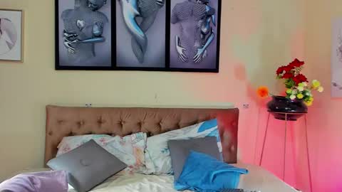 Snapshot of bastian_jones1 chatting on 01/20/25, 06:32 bastian_jones1 online show from 01/20/25, 06:32