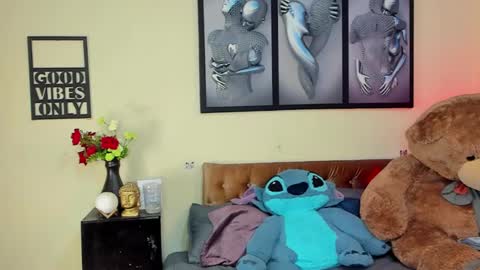 Snapshot of bastian_jones1 chatting on 02/20/25, 06:50 bastian_jones1 online show from 02/20/25, 06:50