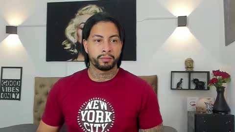 Snapshot of bastian_jones1 chatting on 09/29/25, 08:19 bastian_jones1 online show from 09/29/25, 08:19