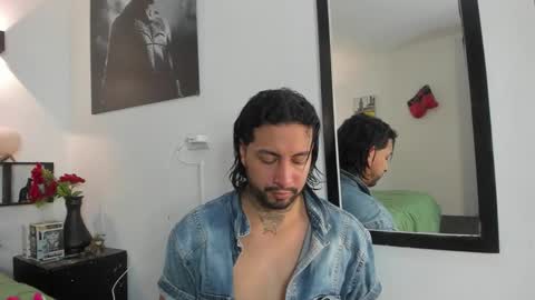 bastian_jones1 online show from 02/14/26, 08:22