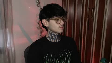 Bastiel online show from 12/21/25, 09:33