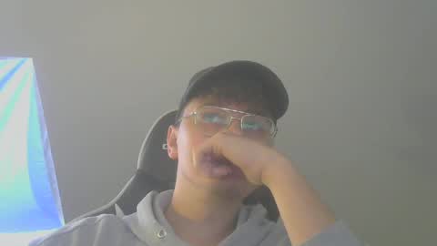 Bastian online show from 01/12/25, 02:41