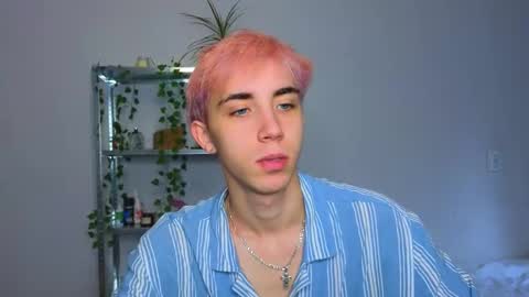 mett online show from 09/16/25, 10:05