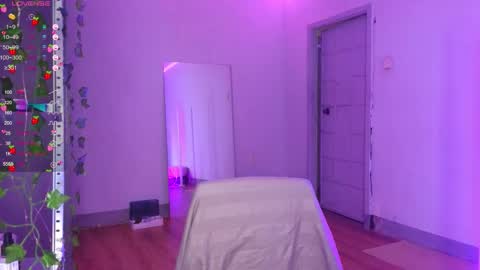 mett online show from 10/07/25, 02:36