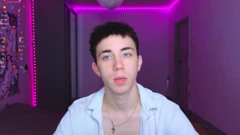 mett online show from 10/25/25, 08:25