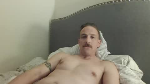 Snapshot of batboy2121 chatting on 02/15/26, 03:58 babtboy2121 online show from 02/15/26, 03:58