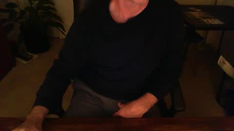 BateBro13 online show from 12/16/24, 12:49