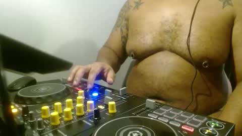 Bator Papi online show from 02/19/26, 02:40