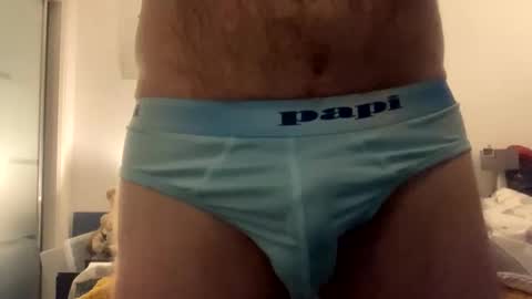 Snapshot of baz73 chatting on 09/21/25, 10:55 Baz online show from 09/21/25, 10:55