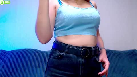 Snapshot of bb__bonami_ chatting on 12/15/24, 10:39 bb__bonami_ online show from 12/15/24, 10:39