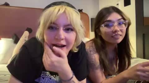 bb kiwi online show from 03/10/25, 03:45