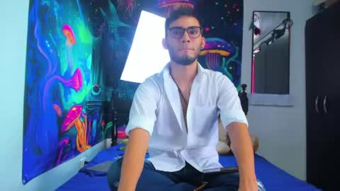 alex independent model   ig bbalexmoon online show from 06/21/26, 03:58