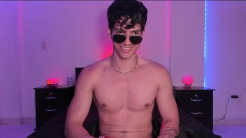 Valentino online show from 01/26/25, 03:17