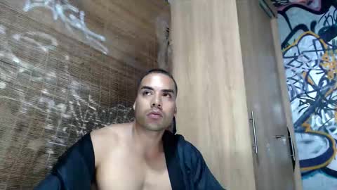 Justin online show from 11/08/25, 01:06