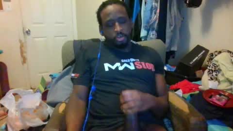 rocker n queen online show from 12/15/24, 08:47